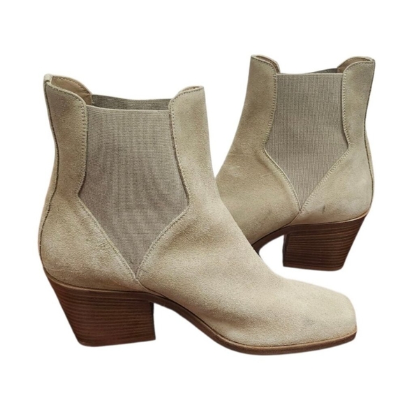 M Gemi Lelia Booties in Soft Suede. Size EU 39/US 8.5 - Picture 10 of 12
